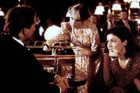 Кадр Зеленая птица