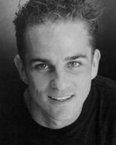 Кевин Бэнгос фото