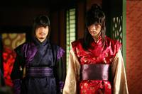 Кадр Хон Гиль Дон