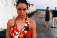 Кадр Моверн Каллар