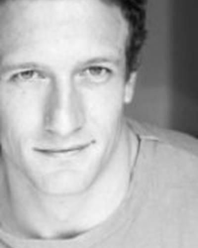 Майк Эдвард фото