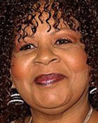 Лаура Хэйес фото