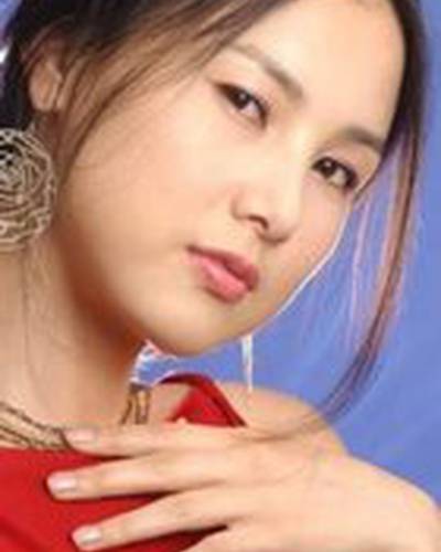 Ли Чжи Хён фото