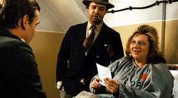 Кадр из фильма "Пан, вы вдова" - 1