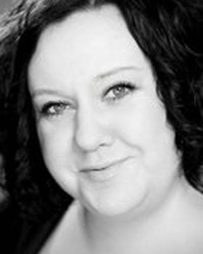 Шарлотта Итон фото