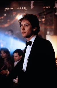 Кадр Белый дворец