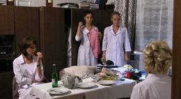 Кадр из фильма "Ночные сестры" - 1