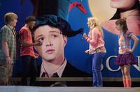 Кадр Дайте Санни шанс