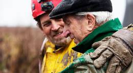 Кадр из фильма "Нет места на Земле" - 2