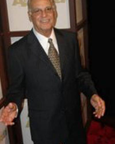 Херман Барриос фото