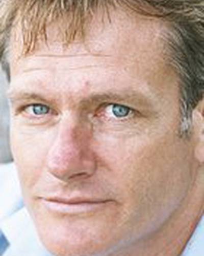 Уильям МакАйннс фото