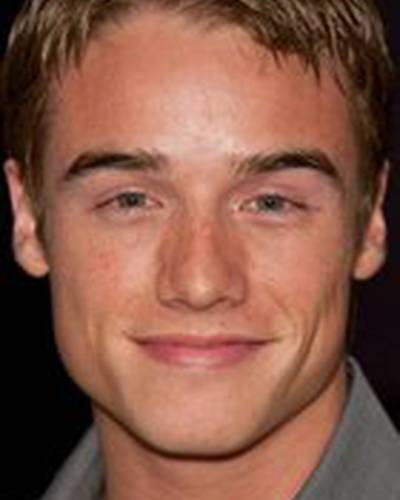 Брандо Итон фото