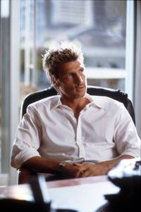 Кадр Ларго Винч