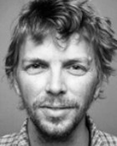 Брэдли Руст Грэй фото