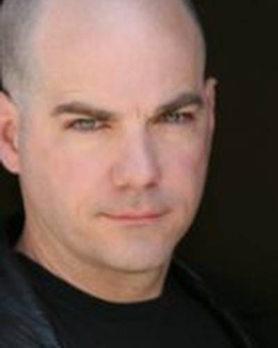 Энтони Рейнольдс фото