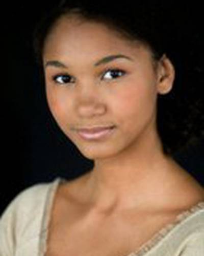 Greta Onieogou фото