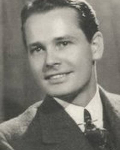 Хью МакАртур фото