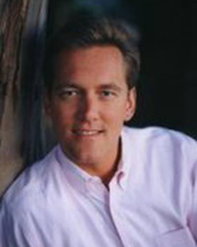 Чет Холмс фото