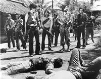 Кадр Черная мама, белая мама