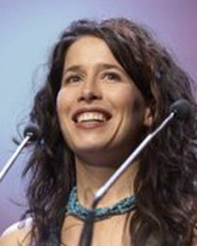 Андреа Менар фото