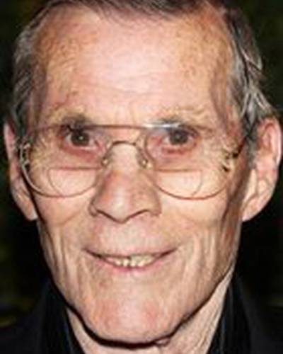 Хэл Нидэм фото