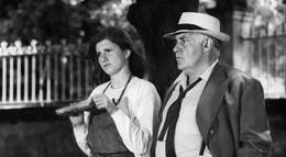 Кадр из фильма "Маленький театр Жана Ренуара" - 1