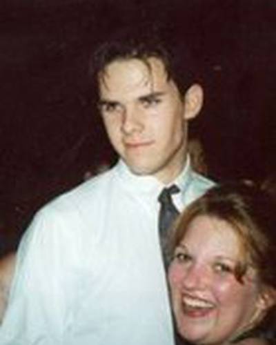 Дэниэл Зубиате фото