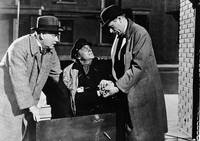 Кадр Шерлок Холмс и секретное оружие