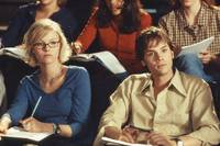 Кадр Парни из женской общаги