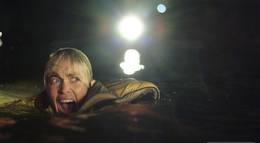 Кадр из фильма "Крокодил" - 1