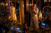 Кадр Череп и кости