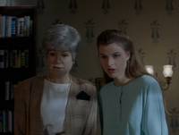 Кадр Существо в корзине 2