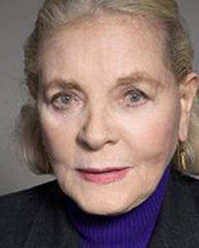 Лорен Бэколл фото