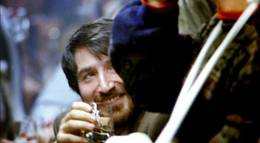 Кадр из фильма "Пей до дна" - 1