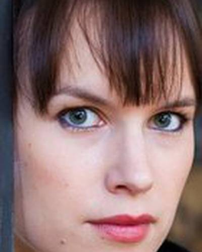 Анника Олбрич фото