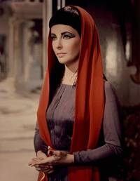 Кадр Клеопатра