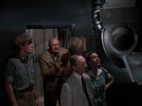 Кадр Доктор Циклопус