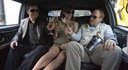 Кадр из фильма "Изобретение лжи" - 2