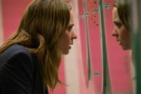 Кадр Девушка в поезде