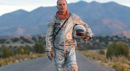 Кадр из фильма "Астронавт Фармер" - 1