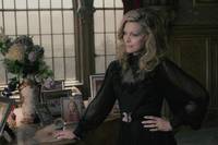 Кадр Мрачные тени