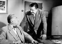 Кадр Белая пряжка