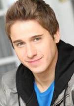 Тони Новиски фото