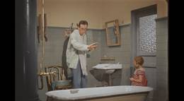 Кадр из фильма "Подкидыш" - 2