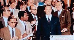 Кадр из фильма "Никто не вечен" - 1