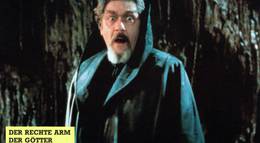 Кадр из фильма "Доспехи Бога" - 1