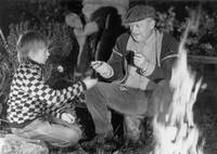 Кадр Ромео и Джульетта в старости