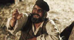 Кадр из фильма "Скрипач на крыше" - 2