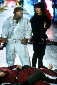 Кадр Ниндзя из Беверли Хиллз