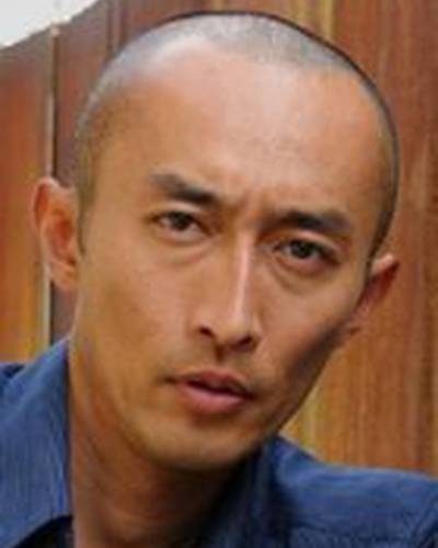 Kenichi Iwabuchi фото